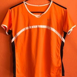 Nike workout shirt ❤️❤️